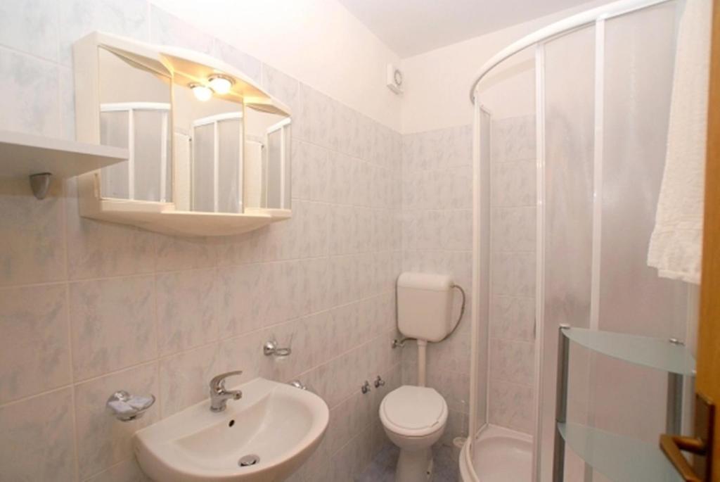 Guest House Katarina Malinska Phòng bức ảnh